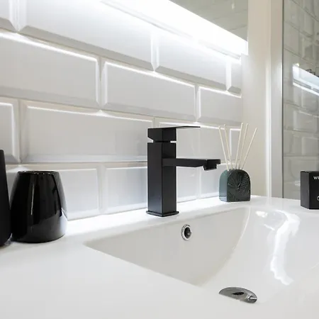 103 Chanzy - Paddock 24h - Centre - Gare - Wifi Apartment