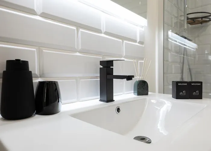 103 Chanzy - Paddock 24h - Centre - Gare - Wifi Apartment